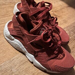 Nike Red and White Women's Sneakers